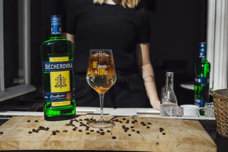 becherovka_espresso-beton_01_1588668987