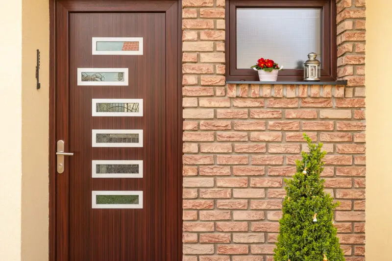 vchodove-dvere-plast-jis-kovani-sigenia-aubi_1_1530705291