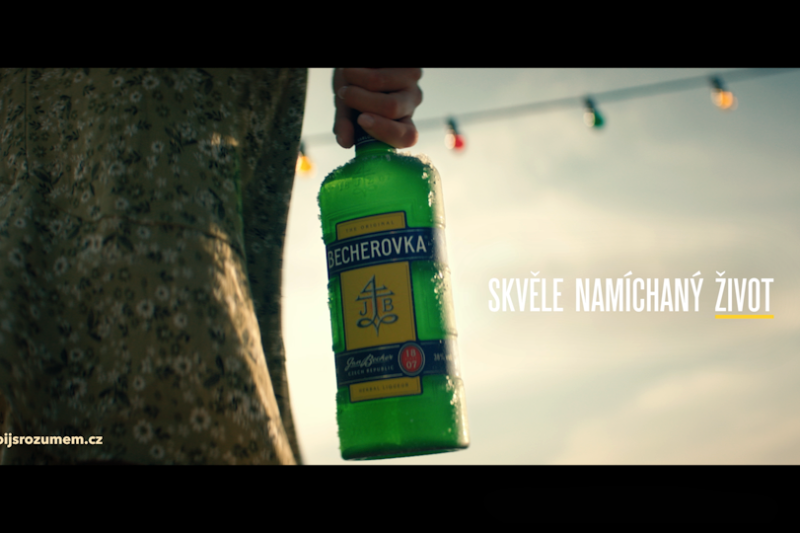 Becherovka_Pozorovatel oblohy