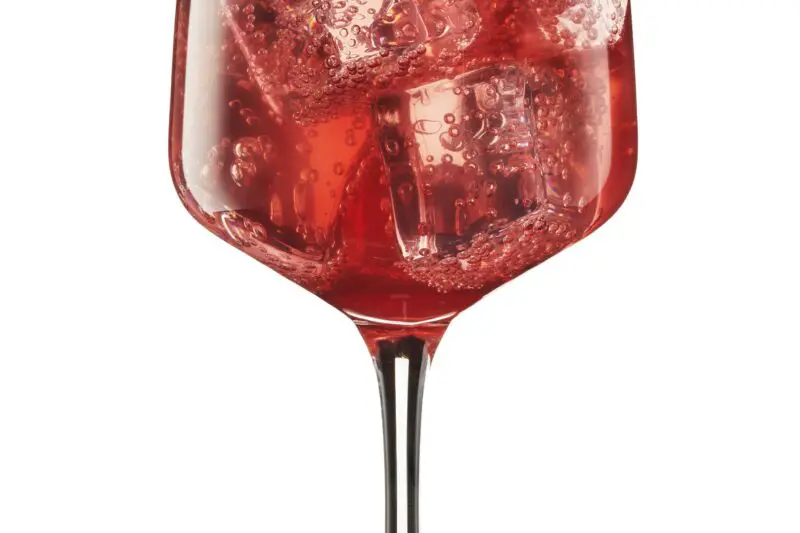 Becherovka_Raspberry Spritz