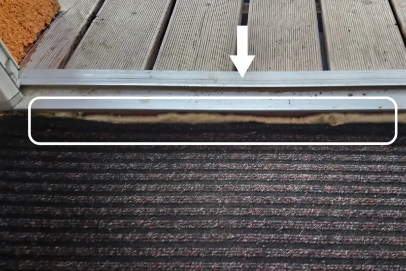 04_Špatné řešení připojovací spáry