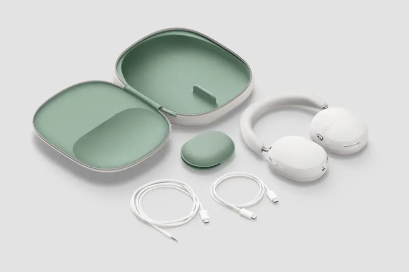 SONOS_CARRYINGCASE_CORDS_TOPDOWN_SOFTWHITE