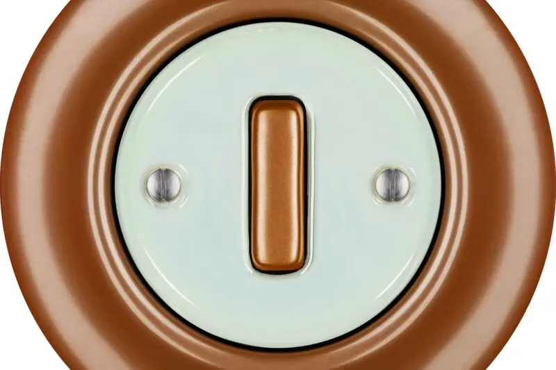 KATY PATY_vypínač ROO SLIM_měděná-bílá