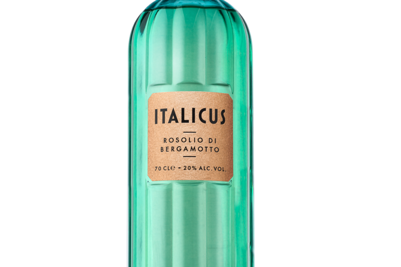 RS1330_ITALICUS BOTTLE_png white