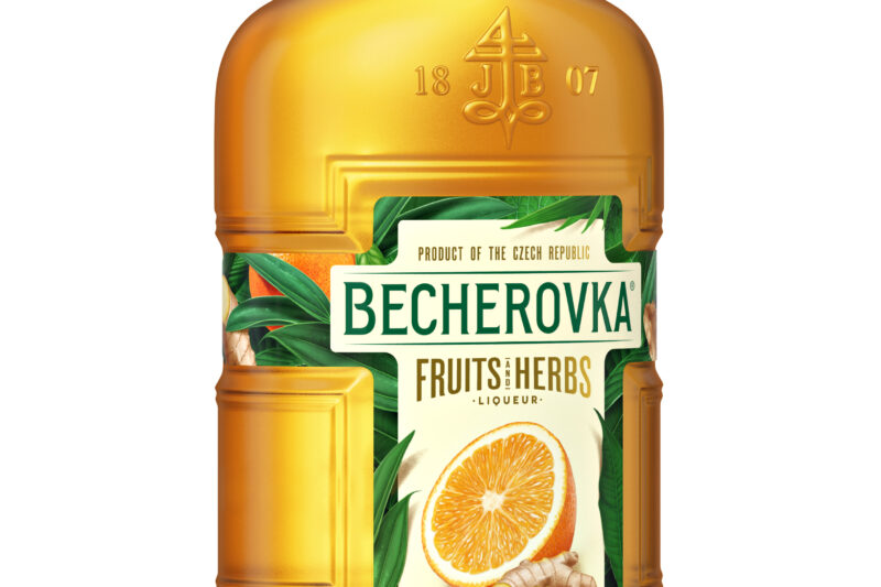 Becherovka_FH_Orange_500ml_right